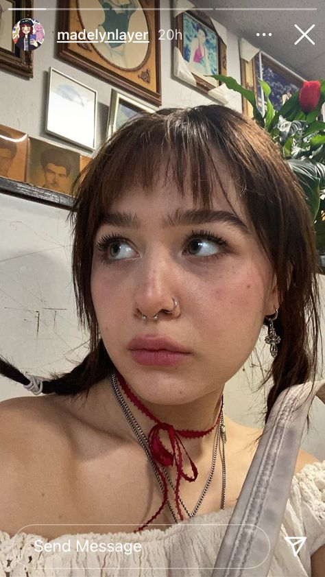 Septum And Nose Piercing, Septum Piercing Aesthetic, Coquette Girls, Piercing Aesthetic, Model Inspo, Princess Aesthetic, Septum Piercing, Nose Piercing, Mode Vintage