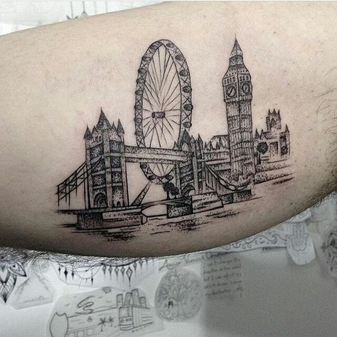 London Bridge Tattoo, England Tattoo Ideas, London Tattoo Ideas, London Skyline Tattoo, Big Ben Tattoo, England Tattoo, Marathon Tattoo, British Tattoo, Bridge Tattoo