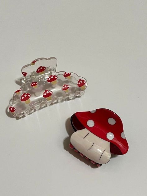 Mushroom Claw Clip, Mushroom Things, Purple Mushroom, Kawaii Hair Clips, Hair Tie Accessories, Red Mushroom, Kawaii Hairstyles, Hair Accessories Collection, Hair Accessories Clips