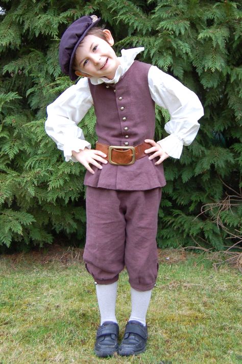 Tudor Outfits, Tudor Costumes, Musical Theater, The Tudor, Medieval Clothing, Boy Costumes, Historical Costume, Hipster Fashion