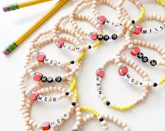 Pencil Bracelet, Teacher Bracelet, Teacher Jewelry, Teacher Accessories, Appreciation Gifts Diy, Teacher Appreciation Gifts Diy, Teacher Craft, Diy Bijoux, Best Teacher Gifts