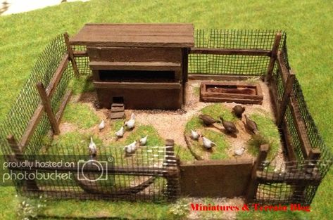 Miniatures & Terrain: How to: Make a Chicken Coop Make A Chicken Coop, Farm Toy Display, Build A Chicken Coop, Chicken Houses, Diy Horse Barn, Toy Barn, Chicken Coop Plans, Toy Display, Mini Farm