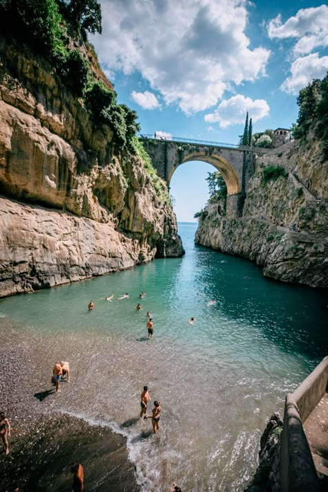 Amfi Coast Italy, Amalfi Coast Honeymoon, Amalfi Coast Boat, Amalfi Coast Beach, Amalfi Coast Aesthetic, Almafi Coast Italy, Amalfi Beach, Amalfi Coast Hotels, Amalfi Coast Beaches