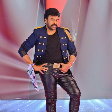 Chiranjeevi Megastar, Tower Photography, Duke 200, Wallpaper Photo Hd, Hanuman Wallpapers, Dj Images Hd, Bruce Lee Photos, Ram Charan, Ganesh Wallpaper