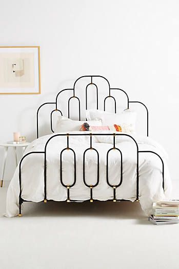 Deco Bed White Bed, Iron Bed, Style Deco, Remodel Bedroom, Style At Home, Home Fashion, Guest Bedroom, 인테리어 디자인, Home Decor Bedroom