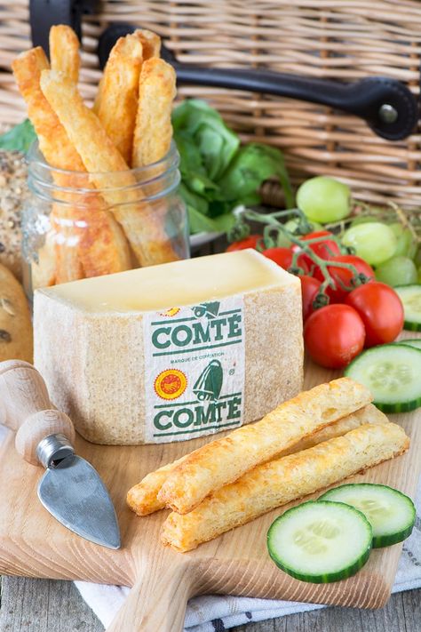 The best cheese straws you'll ever taste with homemade flaky pastry and delicious Comté cheese. Plus three extra flavours - chilli, chive and sun-dried tomato & olive. Potato Pasties, Comte Cheese, Cheese Scones, Cheese Straws, Best Cheese, Flaky Pastry, Sweet Taste, Baking Ideas, Sun Dried