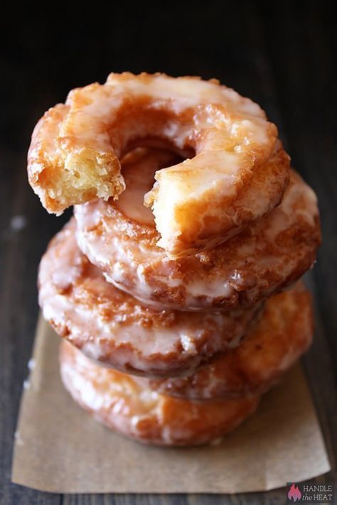 11 Brilliant Uses For Leftover Sour Cream | HuffPost Homemade Doughnut Recipe, Sour Cream Donut, Homemade Doughnuts, Homemade Donuts Recipe, Handle The Heat, Donuts Donuts, Glazed Donuts, Donuts Recipe, Homemade Donuts