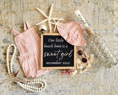 Beach Gender Announcement, Baby On Board Gender Reveal, Gender Reveal Ideas Beach Theme, Gender Reveal At The Beach, Beach Gender Reveal Photography, Gender Reveal Beach Ideas, Beach Gender Reveal Ideas, Gender Reveal Beach, Girl Gender Reveal Announcement