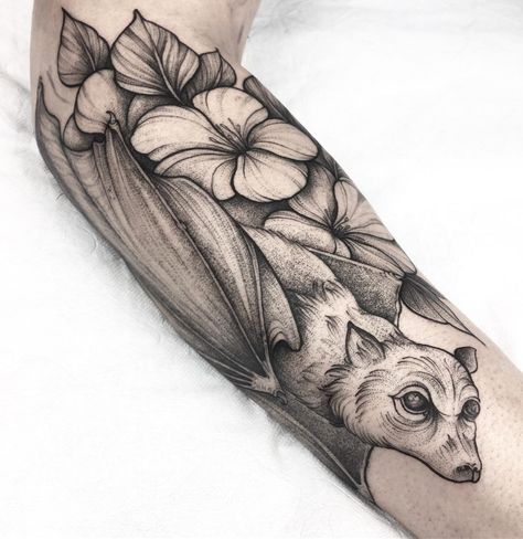 Fox Bat Tattoo, Flying Fox Tattoo, Bat Tattoo Arm, Fox Bat, Half Sleeve Women, Flying Fox, Bat Tattoo, Fox Tattoo, Tattoo Arm