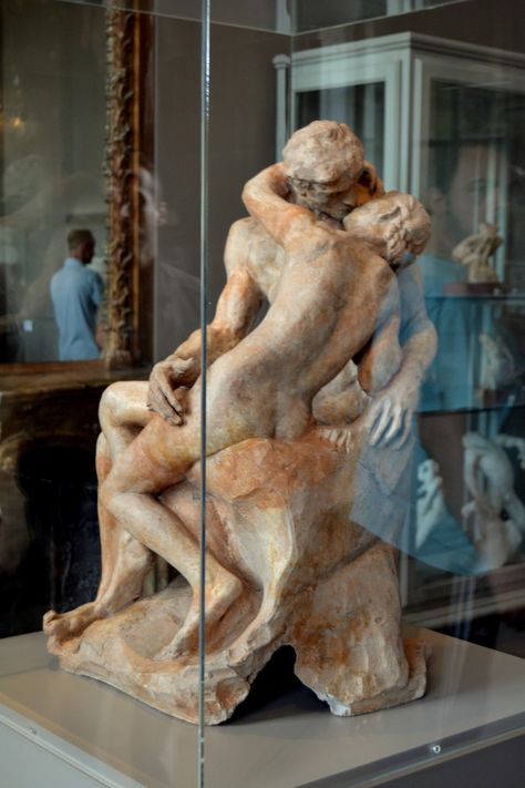 The Kiss - Auguste Rodin Museé Rodin The Kiss Rodin, Personal Finance Books, Auguste Rodin, The Kiss, Monument, Greek Statue, Tattoo Ideas, Arts And Crafts, Kiss