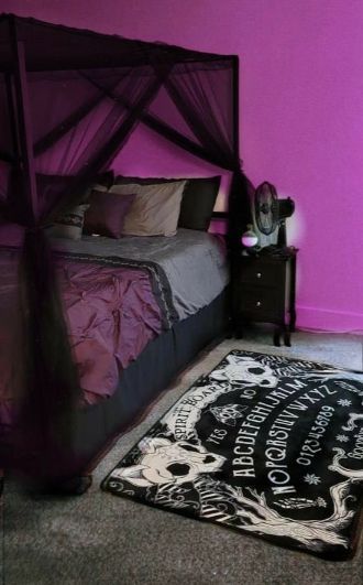 Goth Aesthetic Room Ideas, Small Goth Bedroom Ideas, Skeleton Room Decor, Goth Reading Nook, Spooky Bedroom Ideas, Spooky Bedroom Aesthetic, Goth Bedroom Ideas For Small Rooms, Vampire Room Ideas, Halloween Theme Bedroom