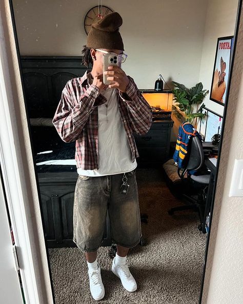 #fashionInspiration #outfitIdeas #streetstyle #fashionista #ootd #baggy #oufitwomen #outfitmen Mirror Outfit Pics Men, Street Style Outfits Casual, Fit Pics, Streetwear Inspo, Black Men Street Fashion, Men Street Fashion, Concept Clothing, Street Style Outfits Men, Street Fashion Men Streetwear