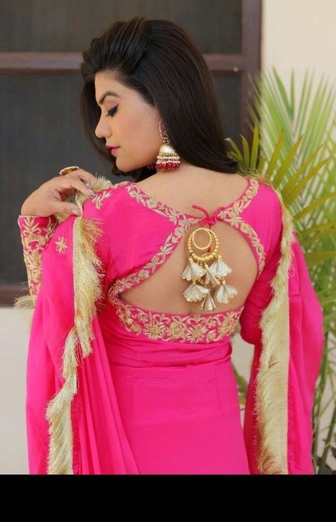 Pink Suit Design, Back Neck Designs For Suits, Kaur B Suits, Latkan Designs, Ladies Suit Design, Kaur B, Kerala Saree Blouse Designs, Salwar Neck Designs, Punjabi Salwar