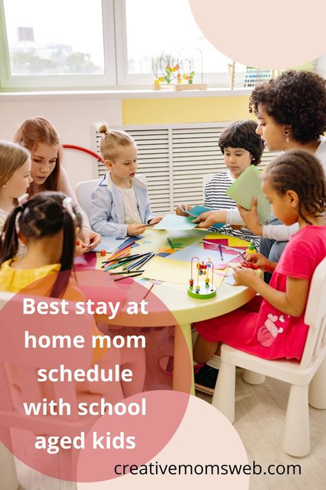 How do stay-at-home moms structure their days when their kids are at school. Stay At Home Mom Schedule School Age, Mom Selfcare, Stay At Home Mom Schedule, Sahm Schedule, Daily Routine Kids, Mom Organization, Daily Schedule Kids, Mom Routine, Mom Activities