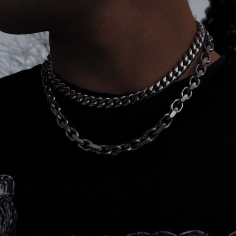 The Originals Rebekah, Grunge Guy, Guy Jewelry, Sins Of The Father, Chains Aesthetic, One Of Us Is Lying, Accessory Inspo, Edgy Jewelry, Boys Jewelry