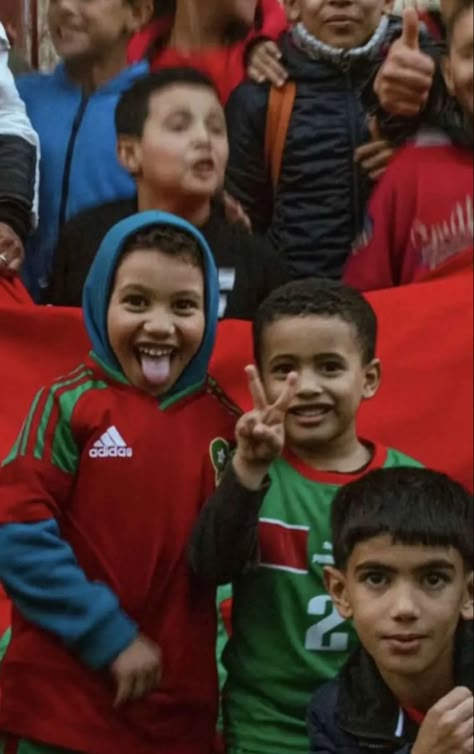 Kids from morocco Morrocan Aesthetic, Morocco Aesthetic, Moroccan Style Interior, Moroccan Aesthetic, Flipagram Instagram, Arab Culture, Moroccan Culture, Moroccan Art, Ways To Be Happier