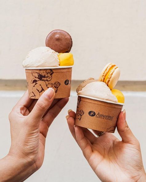 Gelato Toppings, Gelato Photoshoot, Gelato Macaron, Gelato Photography, Gelato Cup Photography, Ice Cream Cup Photography, Mango Gelato, Soft Serve Ice Cream Photography, Gelato Aesthetic