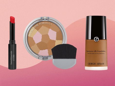 Dermatologists recommend these makeup brands for sensitive skin, including Jane Iredale, Physician’s Formula, Netrogena, and Clinique. Hypoallergenic Makeup Brands, Sensitive Skin Makeup, Hypoallergenic Makeup, Best Makeup Brands, Essence Makeup, Best Makeup Tips, Favorite Makeup Products, Organic Makeup, Beauty Products Drugstore