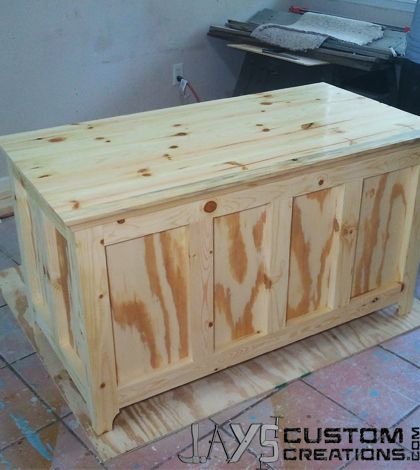 Chests Diy, Chest Woodworking Plans, Dresser Plans, Hope Chests, Chest Ideas, Mission Furniture, Painting Wood Furniture, Dyi Projects, Blanket Box