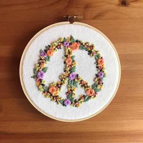 Floral Bohemian PEACE SIGN Embroidery Pattern/Digital PDF Download/Instant Download Floral Hand Embroidery/Instructions & Peace Sign pdf Hippy Embroidery Designs, Embroidered Peace Sign, Embroidery Peace Sign, Hippy Embroidery, Boho Embroidery Patterns, French Embroidery Patterns Vintage, Groovy Embroidery, Hand Embroidery Patterns Free Templates, Peace Embroidery