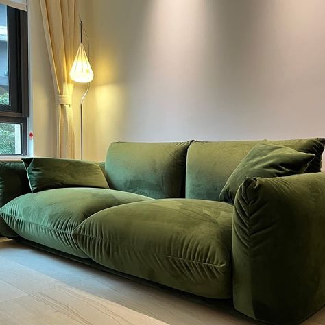 Rounded Couch Living Room, Extra Soft Sofa, Big Comfy Green Couch, Dark Green Velvet Sofa, Colorful Couches, Velvet Green Couch, Green Couches, Bg House, Green Velvet Couch