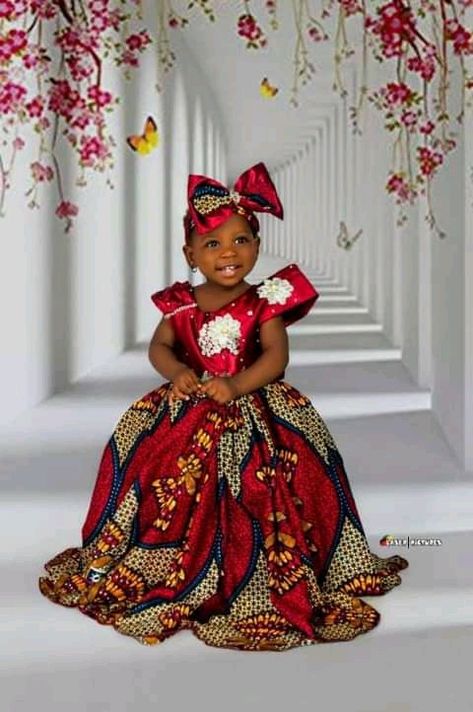 I made a Gorgeous baby Ankara ball gown for my little nice💖🥰🥰💕 Ankara Ball Gown For Kids, Baby Gowns Party Wear, Ankara Ball Gown, Simple Ankara Gowns, Ankara Gowns, African Dresses For Kids, Ankara Gown, Fashion Sewing Tutorials