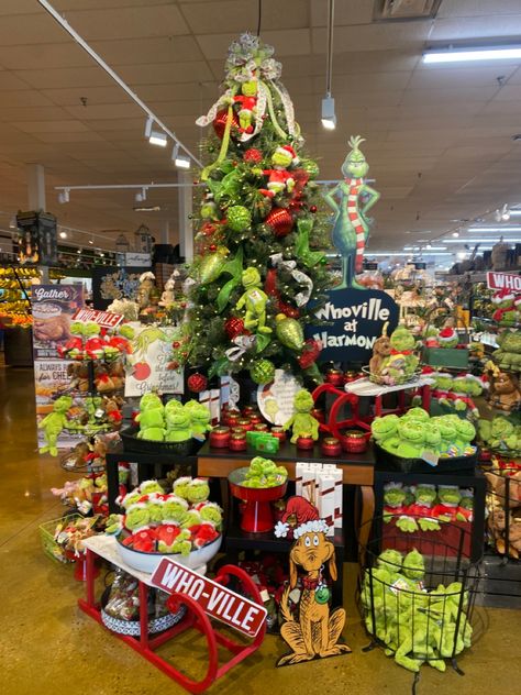 Christmas Store Displays Retail, Christmas Store Displays, Garden Center Displays, Christmas Store, Store Displays, Garden Center, Happy Holidays, Christmas Ideas, Holidays