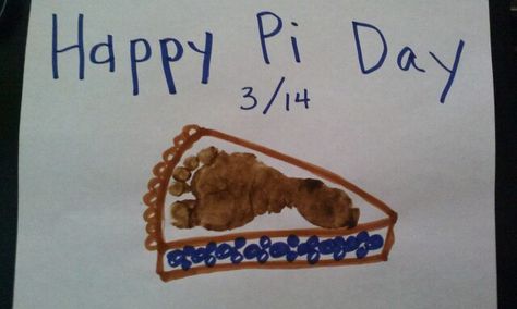 Pie Day Crafts For Toddlers, Pie Footprint Art, Memorial Day Footprint Art, Pie Day Activities, Infant Room Ideas, Daycare Art, Pie Craft, Daycare Projects, Infant Daycare