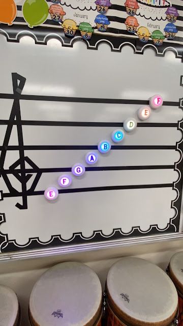 Mrs. King's Music Class: Music Room Tour 2021 Montessori Music Shelf, Music Class Decorations, Music Class Organization, Preschool Music Classroom Decor, Elementary Music Classroom Decor Themes, Band Classroom Decor, Music Class Decor, Music Themed Classroom, Classroom Gadgets