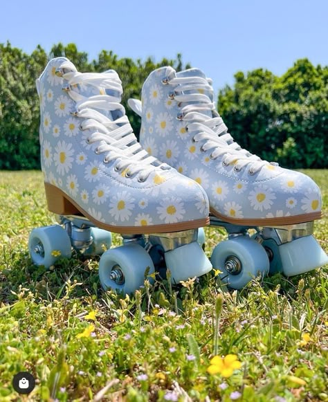 Outdoor roller skates