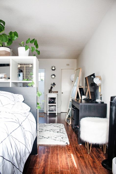 Describe your home’s style in 5 words or less: Quirky Cute Fun Eclectic Geometric. #housetour Narrow Studio Apartment, Small Apartment Layout, Jungle Bedroom, Studio Apartment Living, Bedroom Nook, Apartment Tour, Studio Living, Apartment Layout, Apartment Style