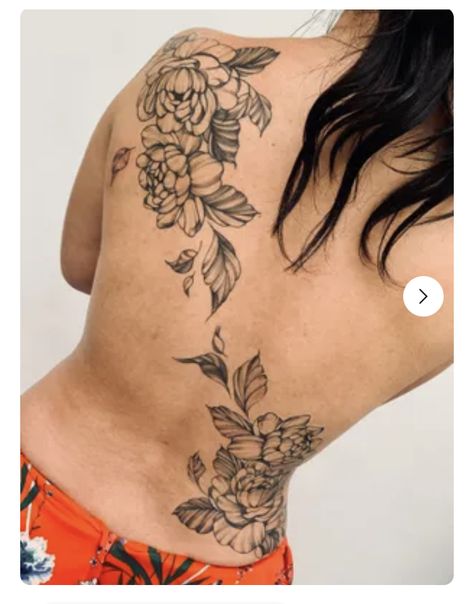 Tattoo Across Back, Snake Back Tattoo Women, Large Floral Back Tattoo, Flower Back Tattoo, Latina Tattoo Ideas, Symmetrical Tattoo, Tattoo Off, Floral Back Tattoos, Flower Tattoo Back