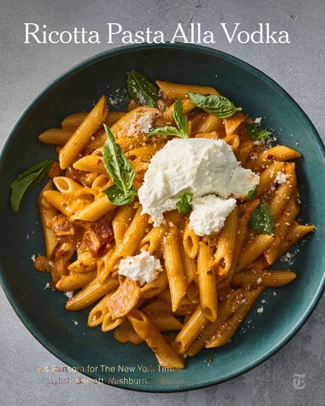 NYT Cooking Pasta Sauce With Fresh Tomatoes, Tomato And Burrata, Burrata Pasta, Pasta Alla Vodka, Roasted Tomato Pasta, Fresh Tomato Pasta, Easy Pasta Dinner, Alla Vodka, Ricotta Pasta