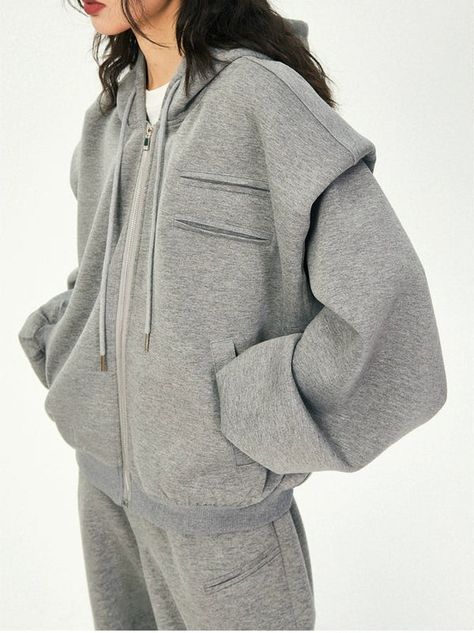 Oversized Cropped Zip Hoodie and Wide-Leg Pants Tracksuit Set Airport Tracksuit, Tracksuit Pants, What To Wear Today, Baggy Clothes, Technology Fashion, Tracksuit Set, Pantalon Large, Urban Wear, Oversized Fits