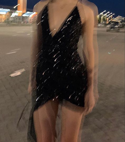 Black Sparkly Aesthetic, Black Aesthetic Dress, Sparkly Dress Aesthetic, Slip Dress Aesthetic, Teenage Aesthetic, Aesthetic Photoshoot Ideas, Black Dress Aesthetic, Sparkly Party Dress, Sparkly Outfits