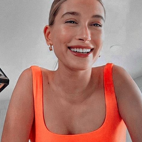 Hailey Bieber Modeling, Hailey Rhode, Hailey Baldwin Style, Loving Husband, Tanned Skin, Girl Vibe, Ideal Body, Beauty Goals, Hailey Baldwin