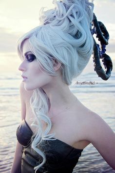 Ursula hair Pretty Ursula, Human Octopus, Ursula Hair, Ursula Wig, Witch Wig, Ursula Cosplay, Disney Villain Costumes, Ursula Costume, Witch Hair