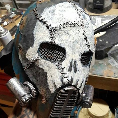 #mask #masks #art #cinema #hollywood #handcrafted #icmcm #interiordesign #face Apocalypse Armor, Post Apocalyptic Costume, Art Cinema, Apocalyptic Clothing, Post Apo, Mascaras Halloween, Steampunk Mask, Post Apocalyptic Fashion, Apocalyptic Fashion