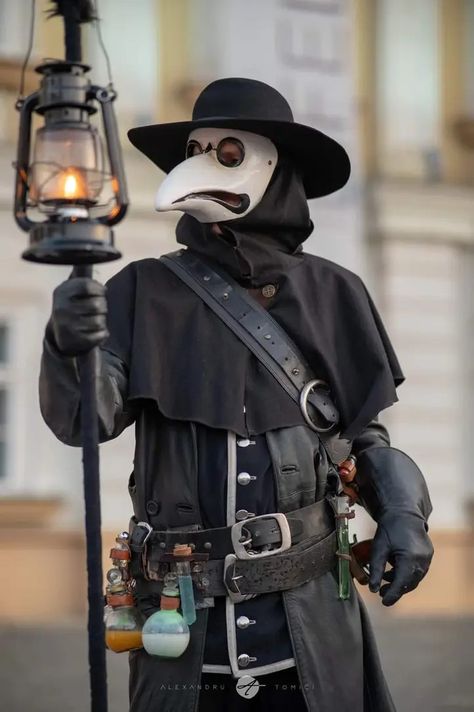 Plague Doctor Staff, Plague Doctor Cane, Pleg Doctor, Doctor Costume Kids, Plague Doctor Costume, Plague Doctors, Scp 049, Doctor Costume, Venetian Carnival