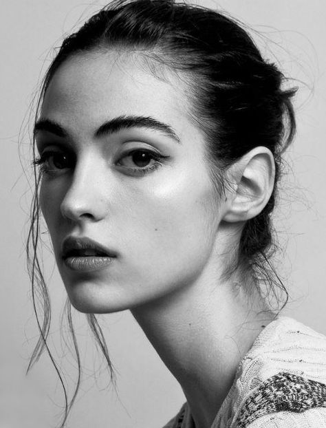 Camille Hurel, Profile Photography, 얼굴 드로잉, 얼굴 그리기, Face Drawing Reference, Portrait Photography Women, Face Reference, Face Photography, Model Face