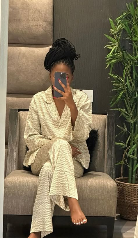 Elegant Lounge Outfit, Black Women Lounge Wear, African Loungewear, Elegant Loungewear Summer, Loungewear Black Women, Homebody Outfit, Lounge Wear Black Women, Lulama Wolf, Homebody Aesthetic