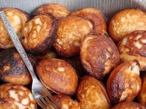 Vitumbua   (Doughnut Cakes) Swahili Recipes, Zambian Recipes, Uganda Food, Swahili Dishes, Tanzanian Food, Gambian Food, Sweet Fritters, East Indian Food, Tanzania Food