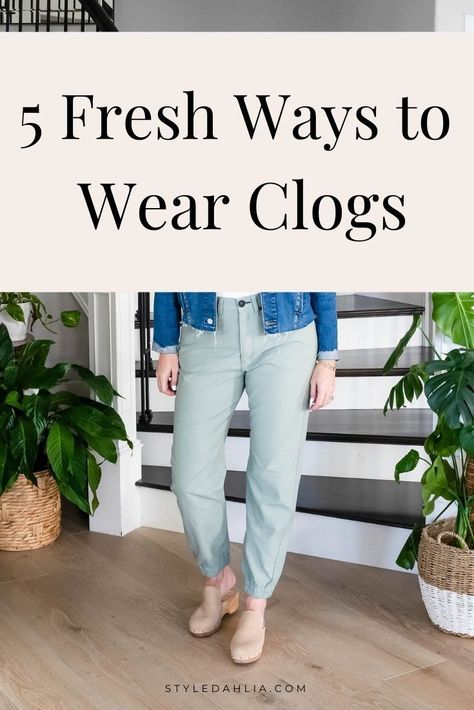 Clogs are back and in a big way. See how I am styling them for fall.#styledahlia #clogs #falltrends #fallfashion #stylingtips #over50style #casualstyle #midlifewomen Clogs Jeans Outfit, How To Style Clogs Outfit, Clogs Street Style, How To Style Clogs, How To Wear Clogs, Clog Outfits, Birkenstock Shearling, Clogs Outfit Fall, Clog Outfit