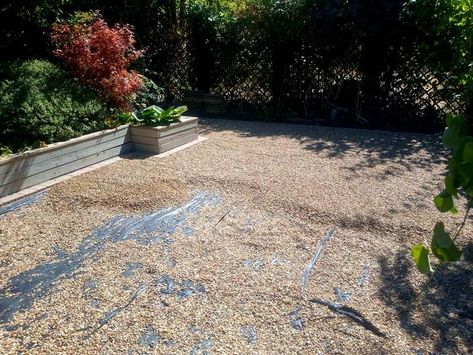 How to lay a gravel patio area for seating correctly - BUCKINGHAMSHIRE LANDSCAPE GARDENERS Gravel Sitting Area, Gravel Seating Area, Compacted Gravel Patio, Extending Patio With Pea Gravel, Laying Gravel Landscaping, Outdoor Seating Area Gravel, Self Binding Gravel Patio Ideas, Outdoor Gravel Sitting Area, Slab And Gravel Patio