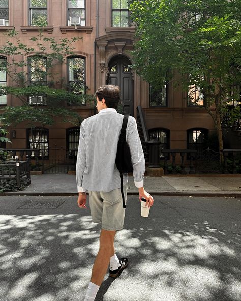 apple maps said carrie bradshaw’s apartment was on this block Digital Wardrobe, Shorts Fits, Apple Maps, Summer Wines, Mens Outfit Inspiration, Aesthetic Boy, Mens Wear, Lifestyle Design, Carrie Bradshaw