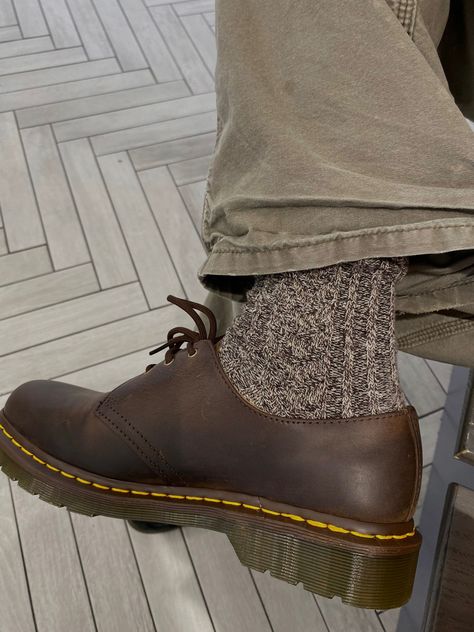 Brown Doc Martens Outfit Men, 1461 Dr Martens Outfit, Brown Doc Martens Outfit, Cottagecore Men, Brown Docs, How To Style Clogs, Doc Martens Outfit Men, Brown Doc Martens, Gray Dress Shoes