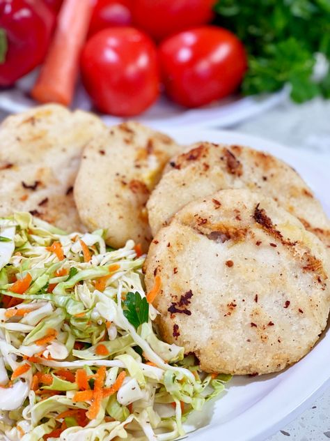 Pork Pupusas - cooking with chef bryan Pork Pupusas Recipe, Pork Papusa Recipe, Chicken Pupusas Recipe, Papoosa Recipe, Pupusas Recipe, Papusa Recipe, Popusas Recipe, Pressure Cooker Pork Loin, Pork Sirloin Chops