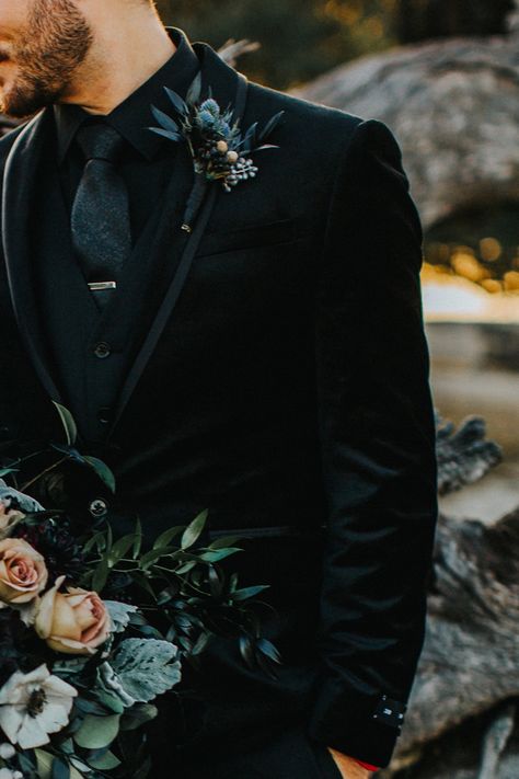 groom in black and velvet #velvet #groom #suitjacket #moodyflorals Dark Wedding Theme, Groom Wedding Attire, Wedding Suits Groom, Goth Wedding, Dark Wedding, Moody Wedding, Future Wedding Plans, Orange Wedding, Groomsmen Attire