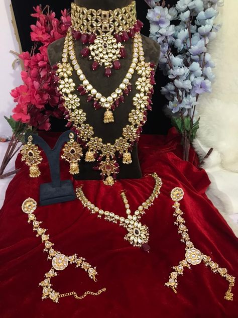 Jewellery Set For Wedding, Kundan Bridal Set, Heavy Jewellery, Jewelry Room, Wedding Jewellery Designs, Pakistani Bridal Jewelry, Indian Wedding Jewelry Sets, Matha Patti, Bridal Necklace Designs