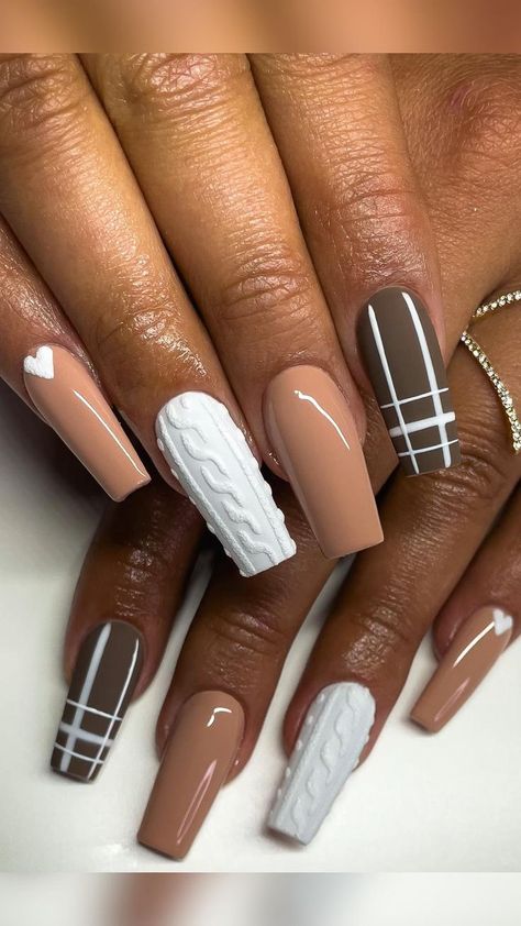 Nails For Baddies, Nails Types, Summer Nails Art Designs, Brown Acrylic Nails, Plaid Nails, Sweater Nails, Brown Nails, Square Acrylic Nails, Fire Nails